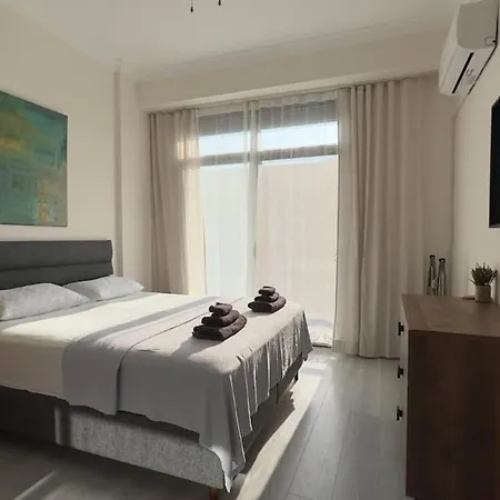 5 Km To Alacati, Luxury With Garden And Pool Villa Çeşme