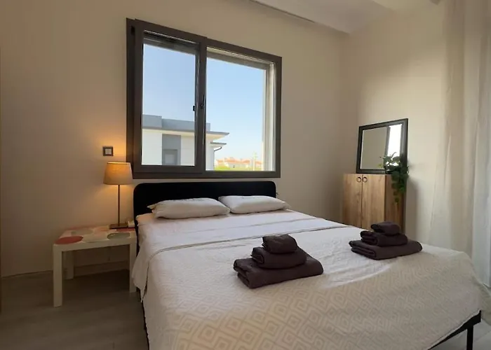 5 Km To Alacati, Luxury With Garden And Pool * Çeşme